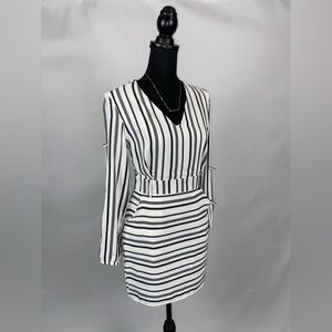 Mini dress CBR Dress Black+ White Small V-Neck NWT